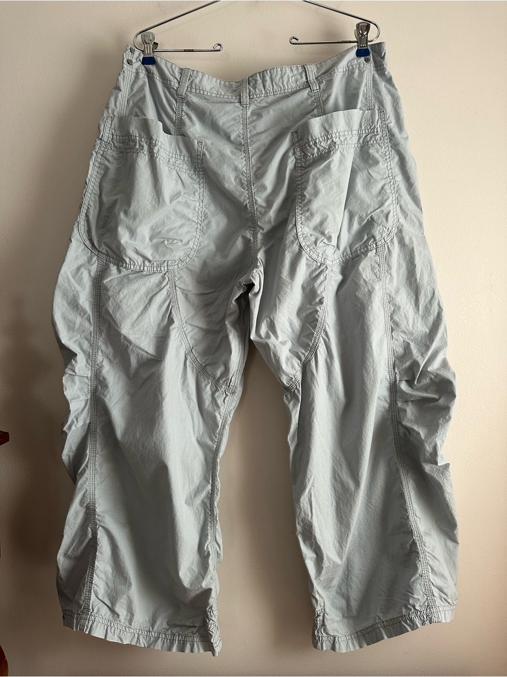 Pilcro • Parachute Curve Barrel Pants in Blue/Gray - Picture 6 of 10